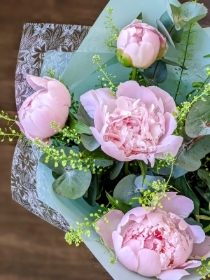Simply Flowers Cheadle Flowers for Delivery by Local Florist Peony Peonies Bouquet